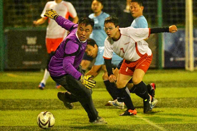 郭艾伦：人生总是充满坎坷 我腿完蛋了